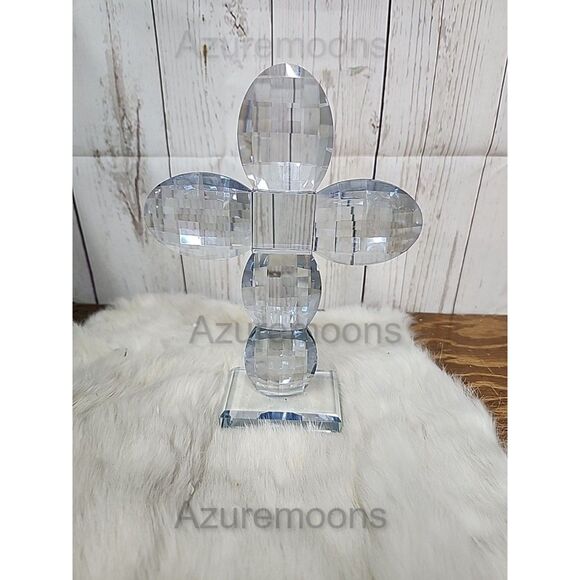 OLEG CASSINI DIAMOND CUT BLUE/GRAY CRYSTAL CROSS FIGURINE 8 X 5.5 - Picture 1 of 5